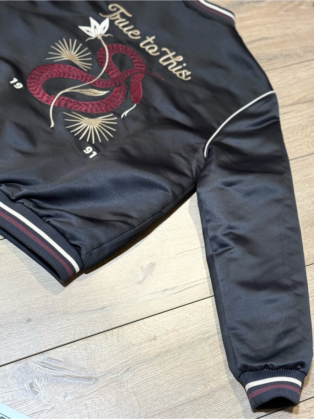 Volcom Black Satin Bomber Jacket Snake Embroidered True To This NWOT Small - Picture 6 of 16